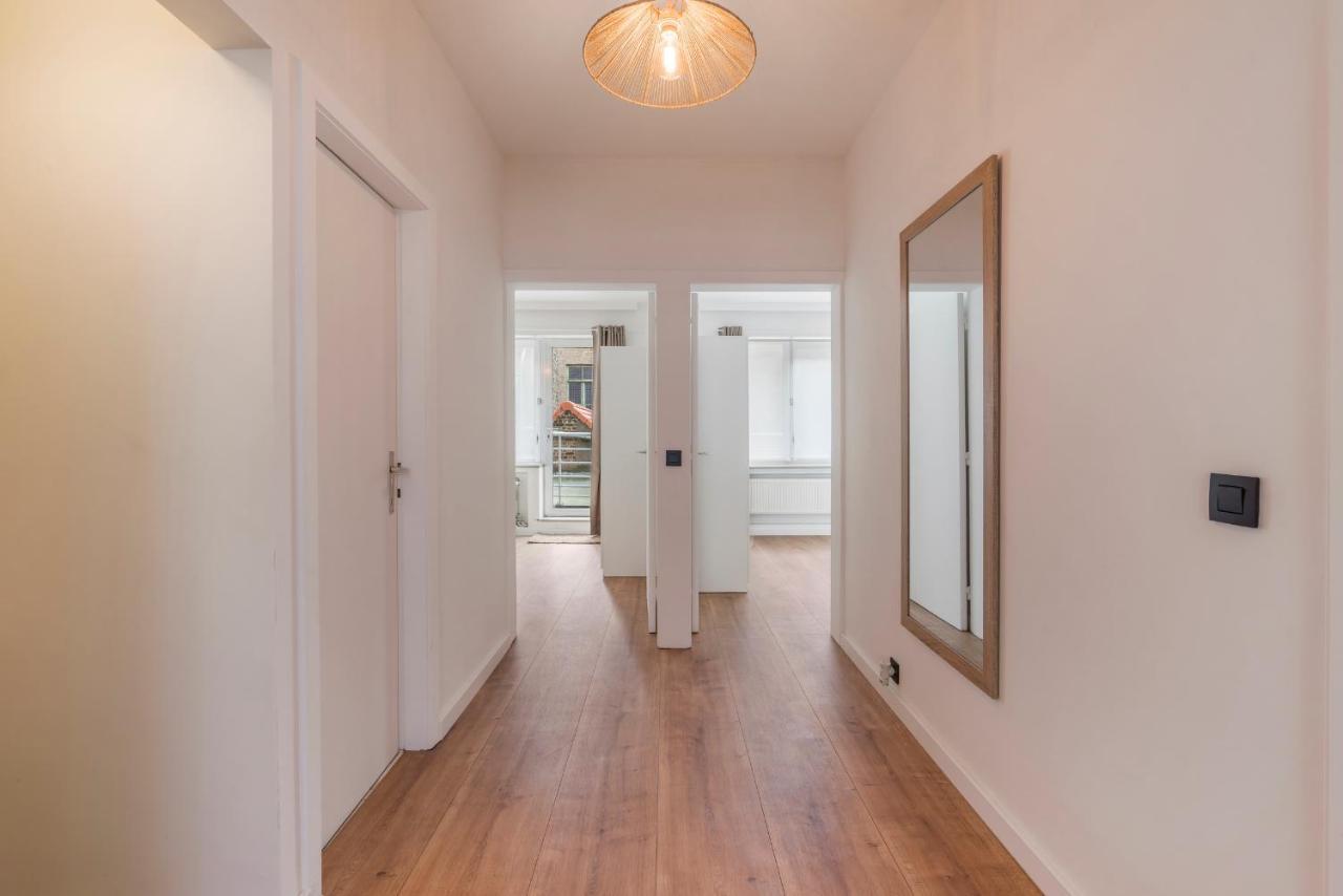 Ruim En Warm Appartement In De Winkelstraat Van Oostende Buitenkant foto